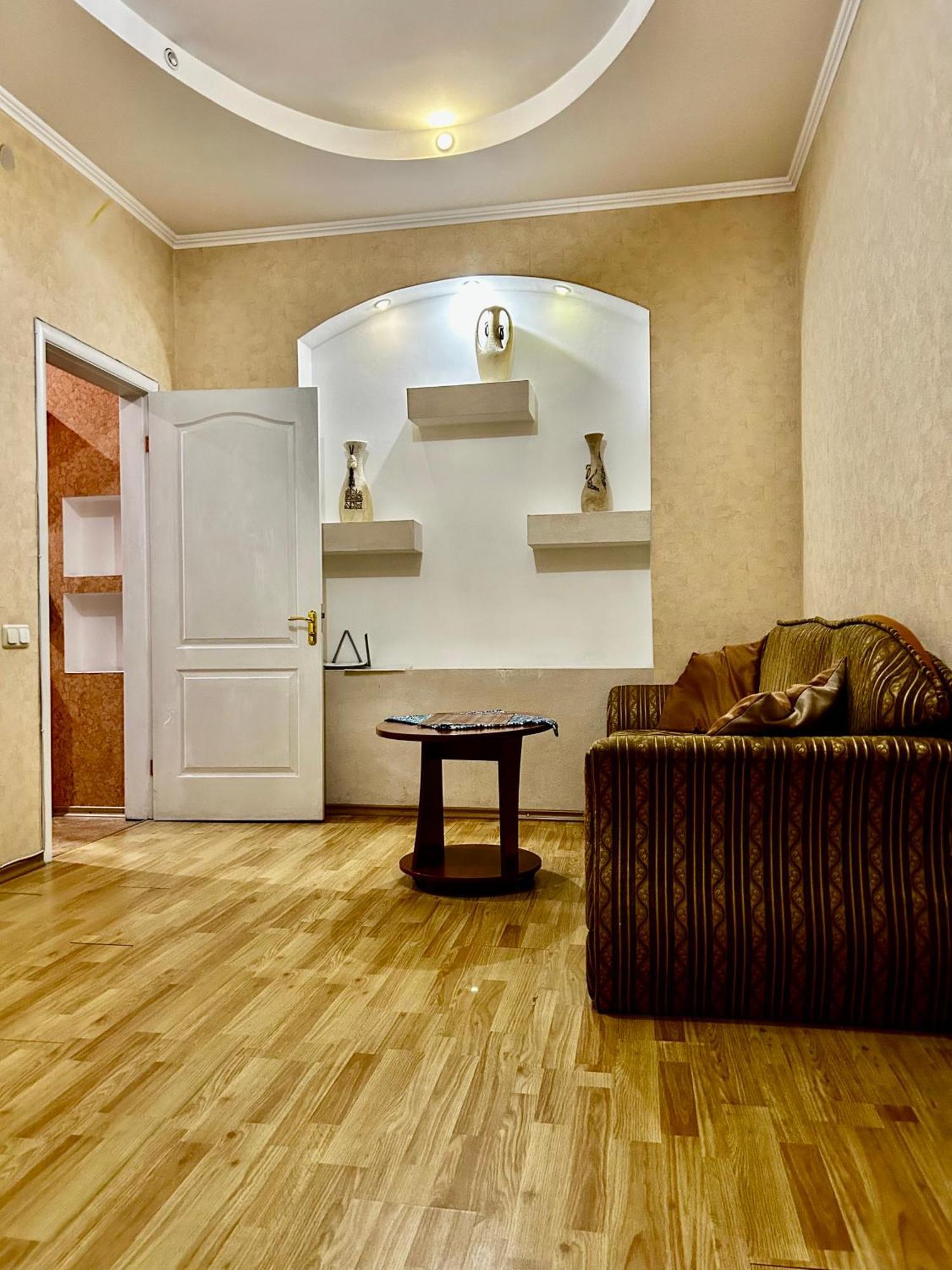 Apartment Near Train Station And Close To City Center Kiev Exterior foto
